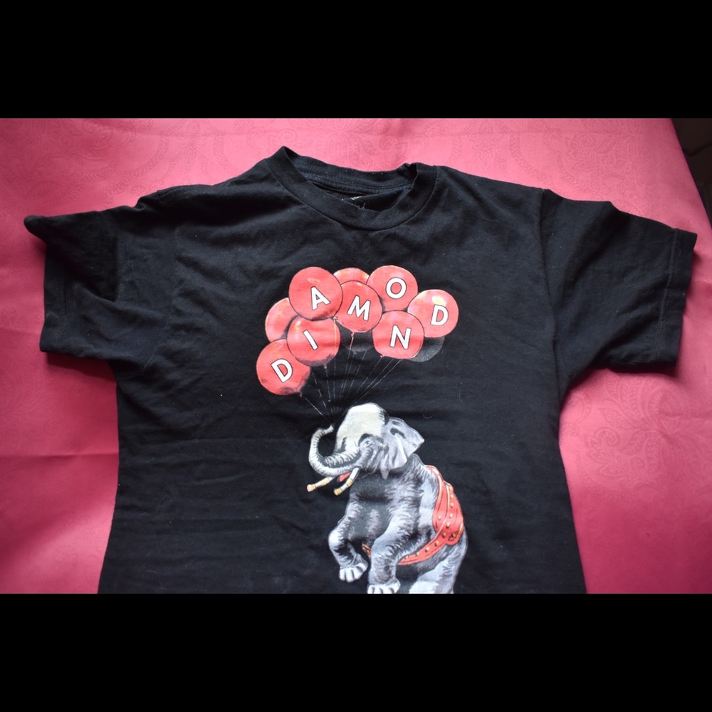 Diamond supply Elephant with balloons t shirt